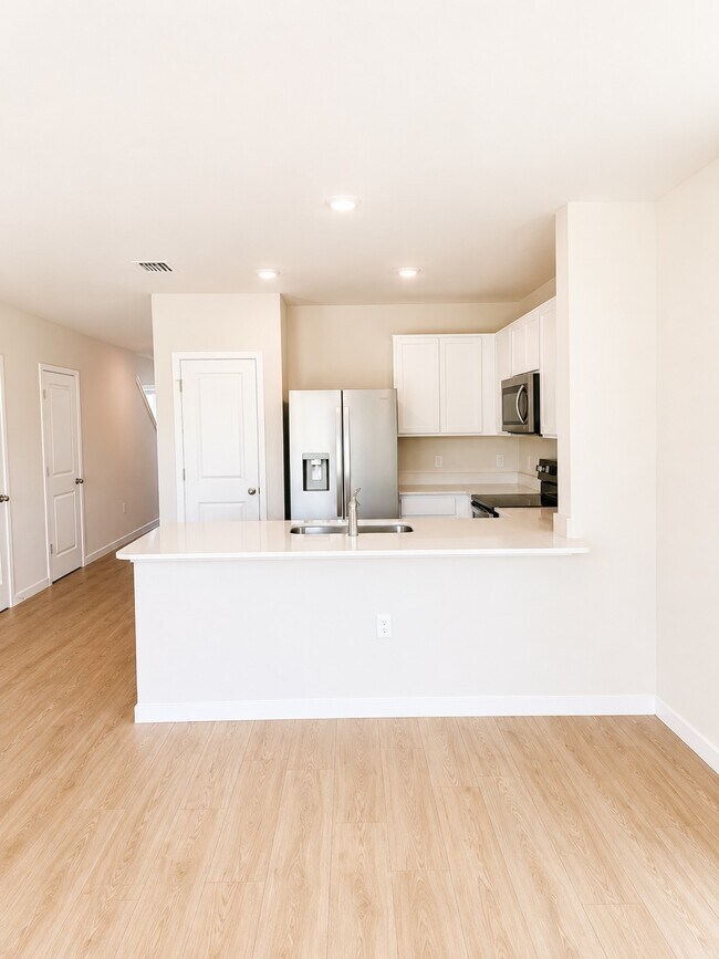 Foto del edificio - 8201 Everly Preserve Dr
