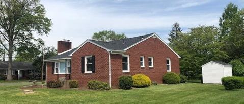 Building Photo - 302 Daniels Ave