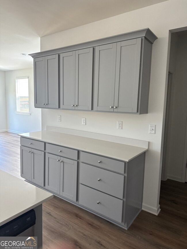 Building Photo - 205 Overton Dr