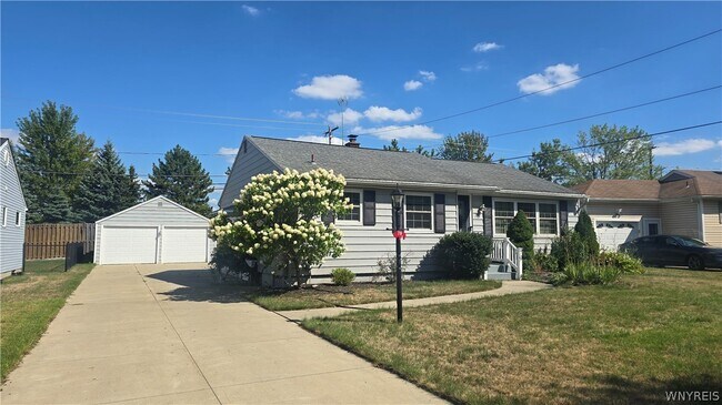 Building Photo - 79 Rosemont Dr