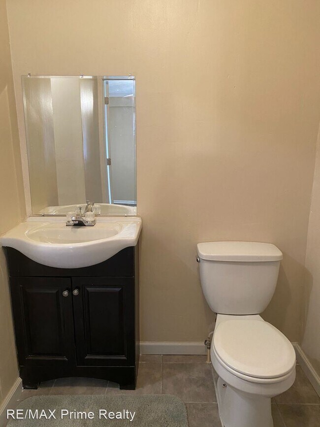 Foto del edificio - 3 br, 2 bath House - 5421 Spencer Lane