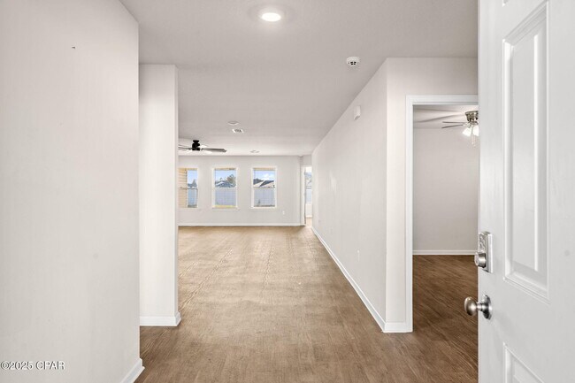 Foto del edificio - 152 Ryder Ln