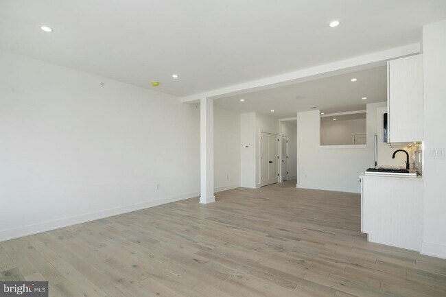 Foto del edificio - 2109 S Iseminger St
