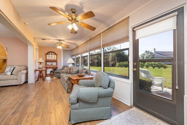 Building Photo - 40 Gretchen Ct