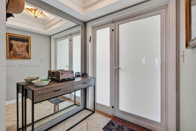 Foto del edificio - 328 N Ocean Blvd