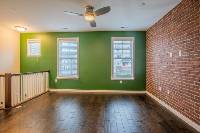 Foto del edificio - Charming 3 BR/2.5 BA Townhome in Columbia ...
