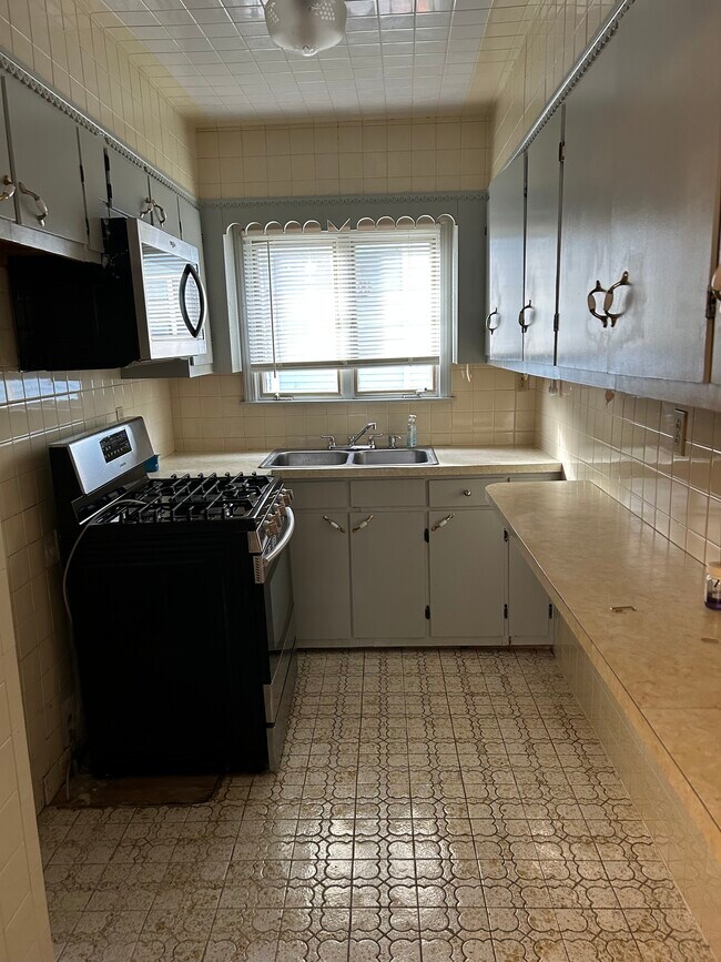 Foto del edificio - 250 Shaw St