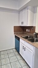 Building Photo - 8316 Beechnut St
