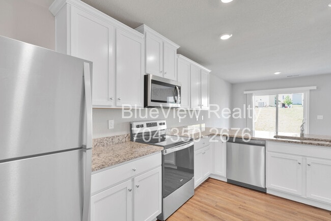 Foto del edificio - 9330 Creedmore Hills Dr