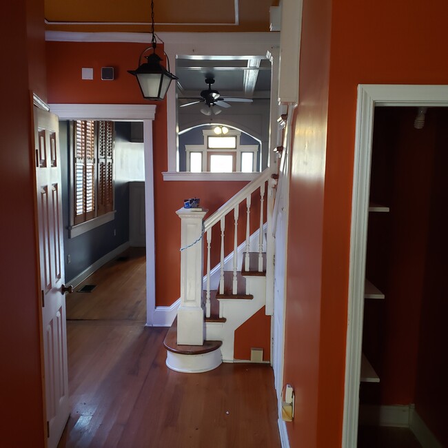 view from kitchen - 320 S Rendon St