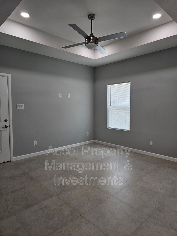 Foto del edificio - 816 N Abbey Ave