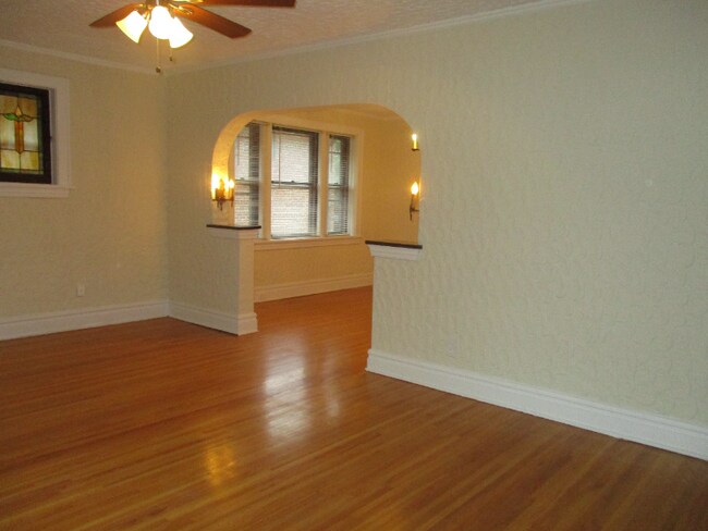Building Photo - 1079 Terrace Dr