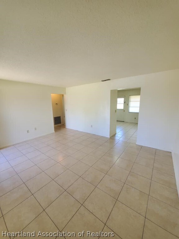 Foto del edificio - 4909 Manatee Dr