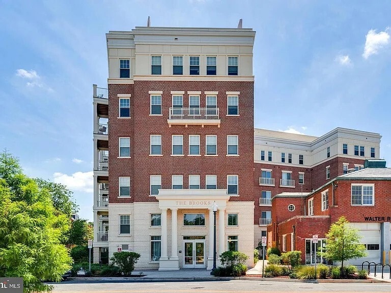 Photo - 6803 Cameron Dr NW (Washington, DC)
