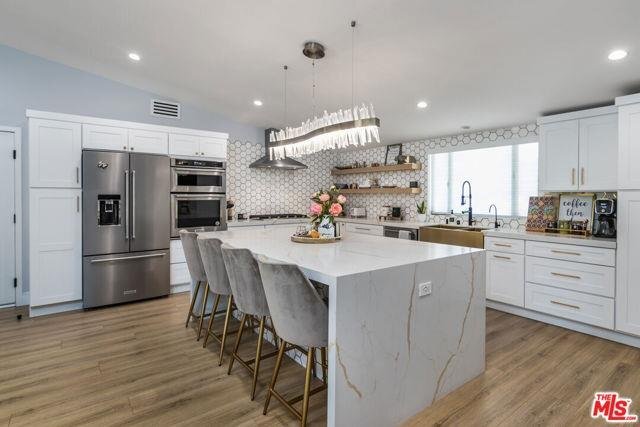 Building Photo - 4821 Heaven Avenue, Los Angeles, CA 91364 ...