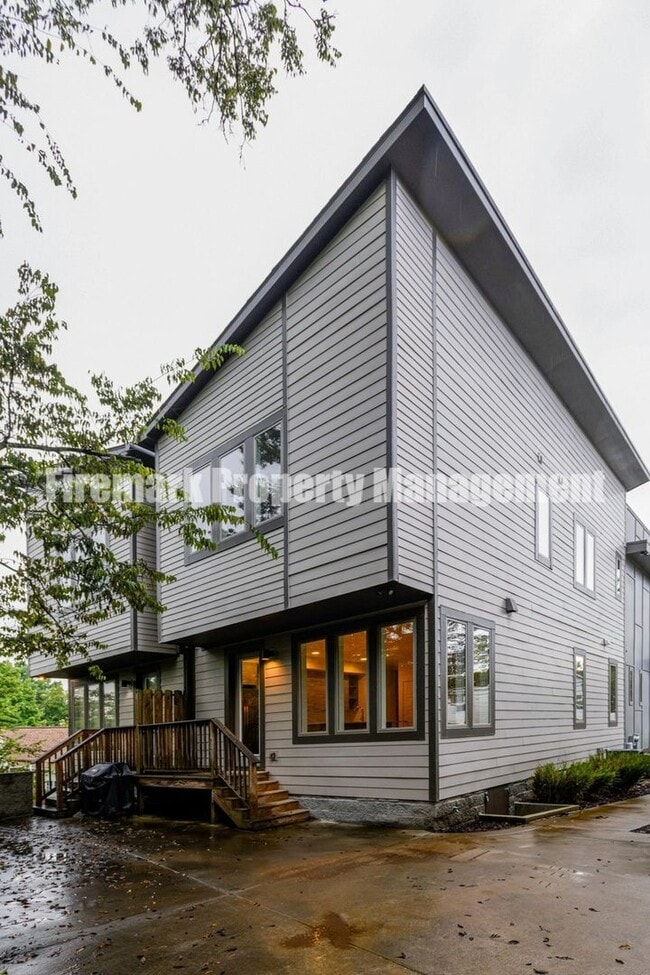 Photo - Modern 3 bedroom Home in East Nashville!!