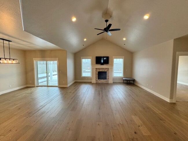 Building Photo - 3844 Arena Dr