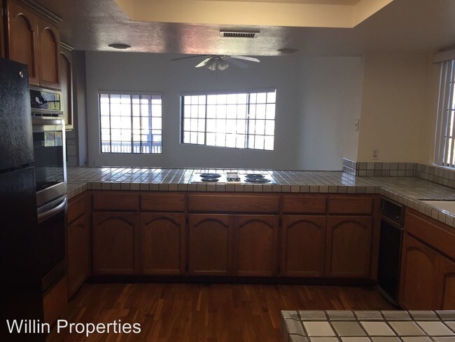 Building Photo - 2 br, 2.5 bath House - 4032 AMPUDIA STREET