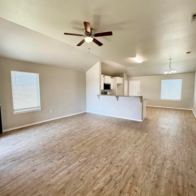 Building Photo - 1020 Preston Trails