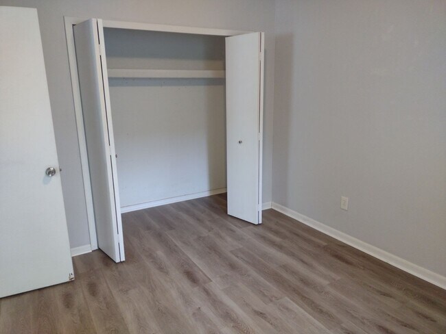 Foto del edificio - 12395 South Ln