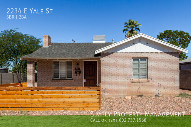 Building Photo - REDUCED!!! Beautifully remodeled Main Hous...