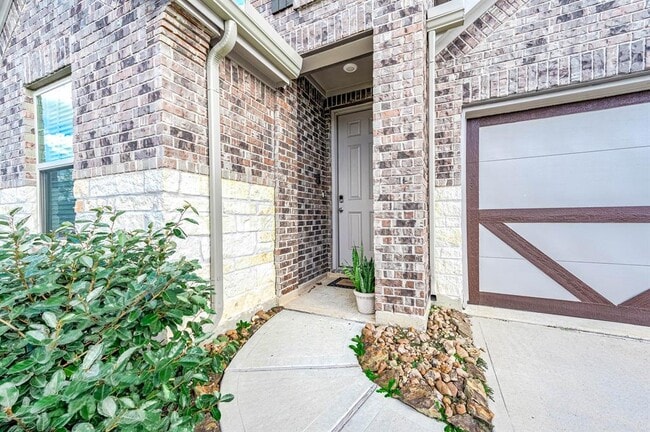 Building Photo - 7009 Terra Ln