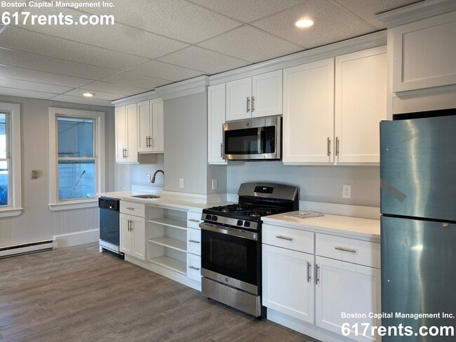 Photo - 94 Irving St Apartment