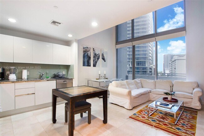 Building Photo - 1050 Brickell Ave