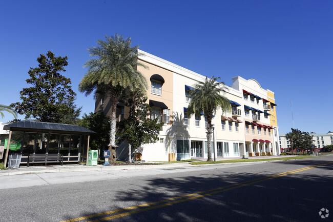 Building Photo - Oldsmar Galleria