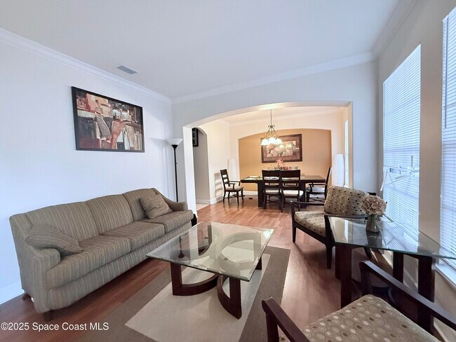 Building Photo - 1185 Talon Way