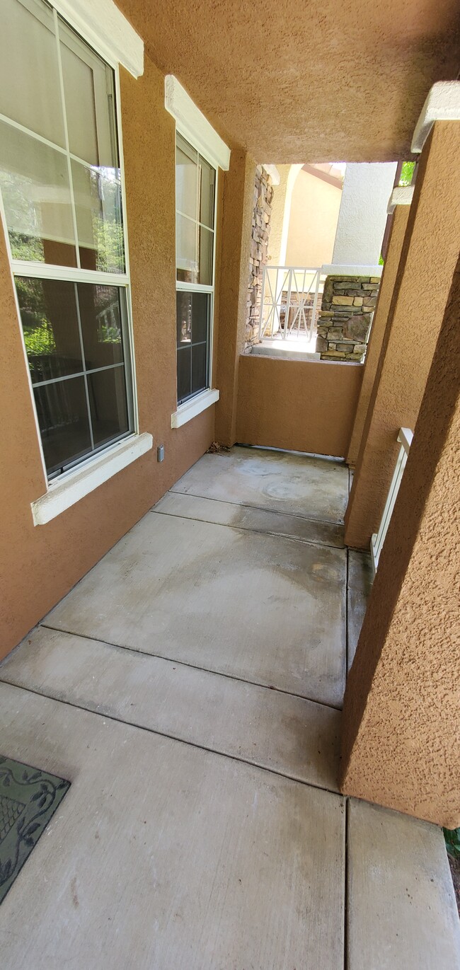 Building Photo - 23439 Abbey Glen Pl