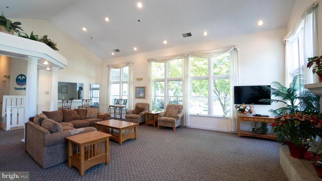 Foto del edificio - 14304 Rosy Ln