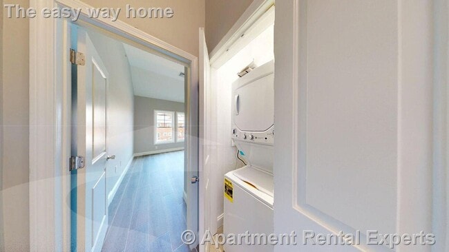 Building Photo - 51 Hill Rd