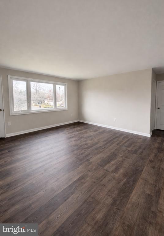 Foto del edificio - 212 Woodlawn Ave