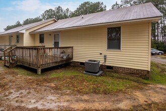 Building Photo - 172-174 Chappell Ln