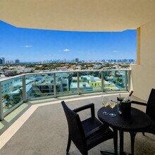 Building Photo - 1455 Ocean Dr