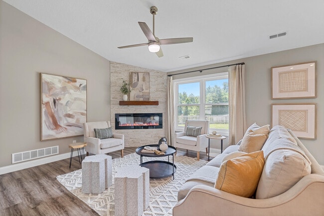 Foto del edificio - 5990 Tamarack Dr