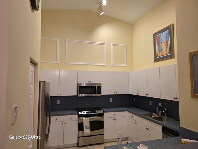 Building Photo - 9794 Galleon Dr