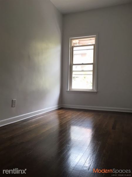 Foto del edificio - 3442 Crescent St