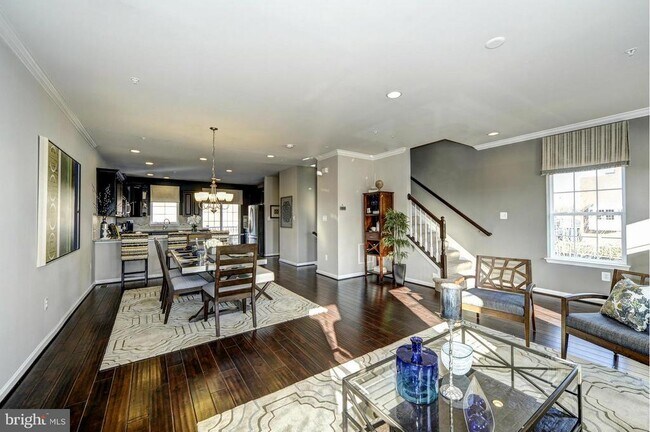 Foto del edificio - 6973 Southmoor St
