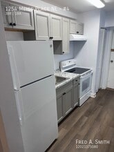 Building Photo - 1254 Meigs Pl NE
