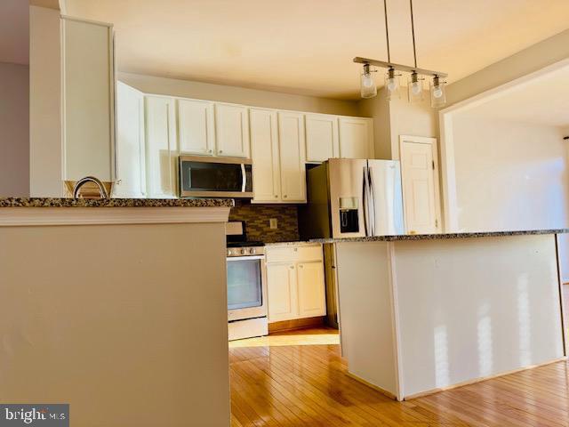 Foto del edificio - 15811 Bobolink Dr