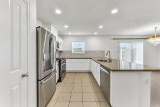 Building Photo - 15134 Trinity Meadow Dr