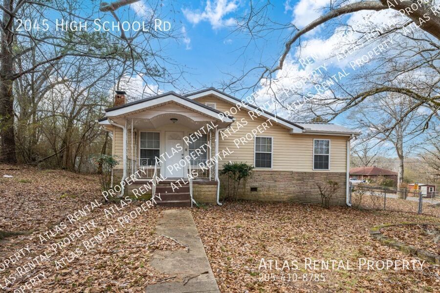 Foto principal - 2045 High School Rd