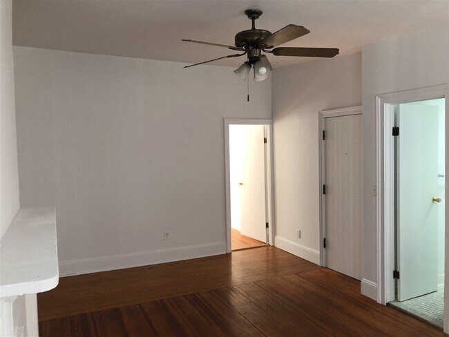 Foto del edificio - 709 Bloomfield St