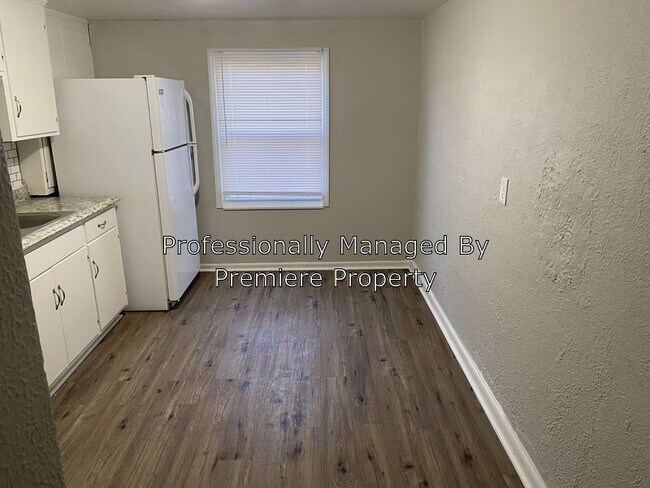 Building Photo - 6305 Ravena Rd