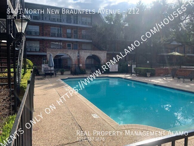 Foto del edificio - 8401 N New Braunfels Ave