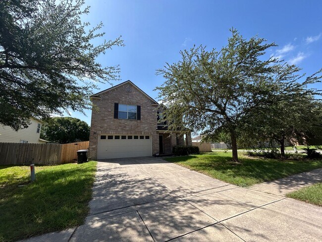 Building Photo - 4 Bedroom 3 Bathroom House / Game Room Lof...