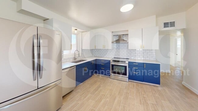 Foto del edificio - 1410 N Desmond Ave