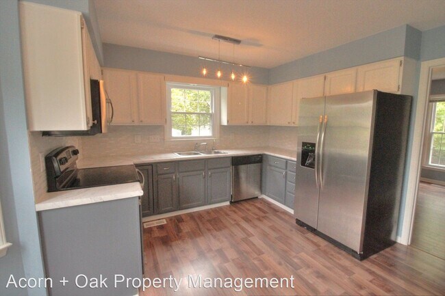 Building Photo - 3 br, 2.5 bath House - 17 Hummingbird Lane